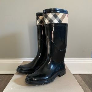 Burberry Crosshill Rain Boots - Size EUR 38/US 8